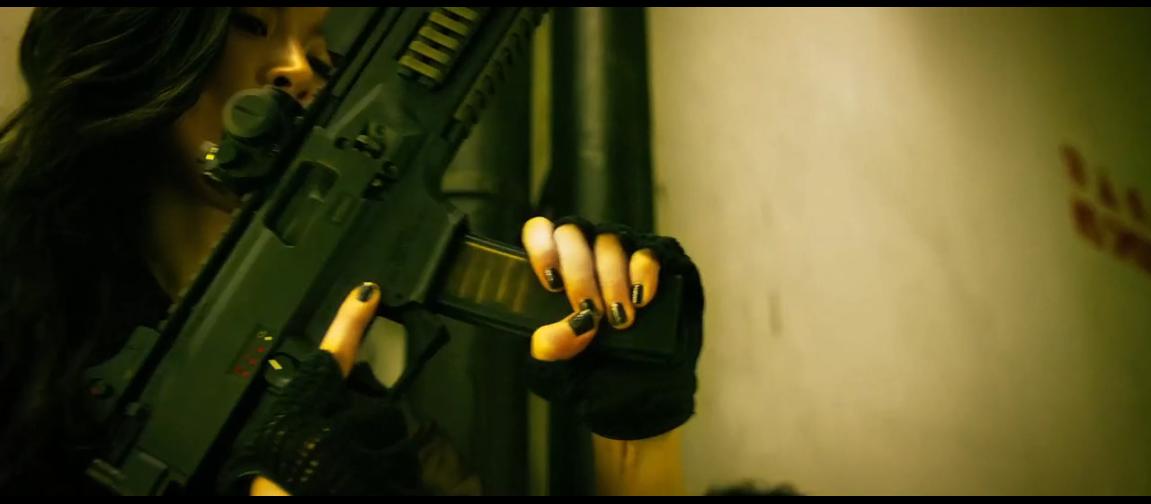 第一部就开始挖坑的电影《赤道》*器武**全分析