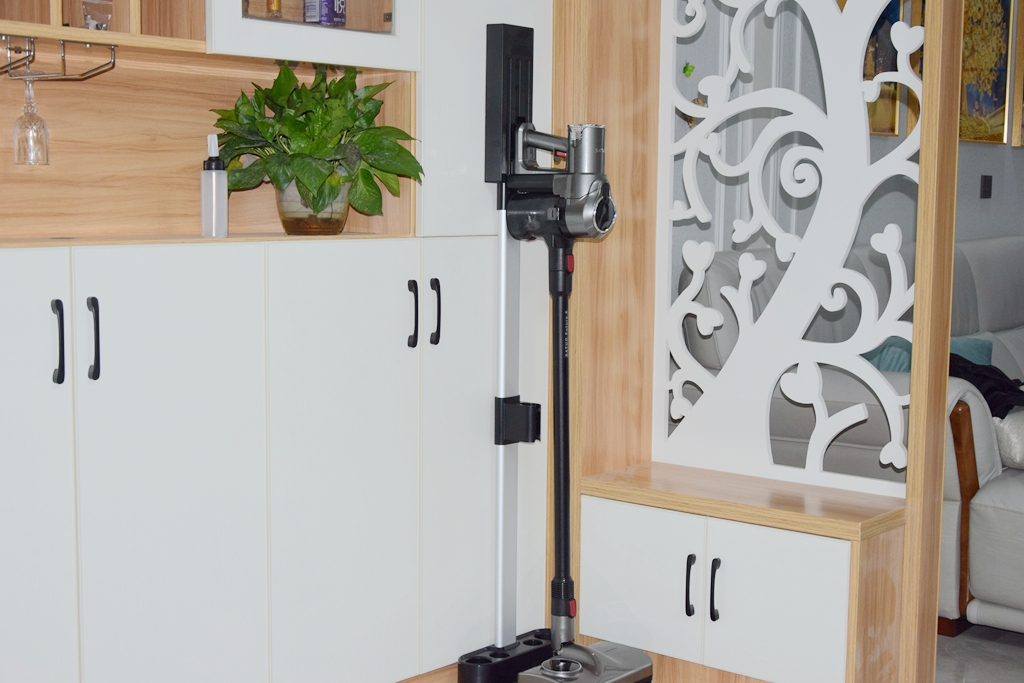 双十二买的洒拖F6评测：无线手持边吸边拖，灵活保洁省时50%