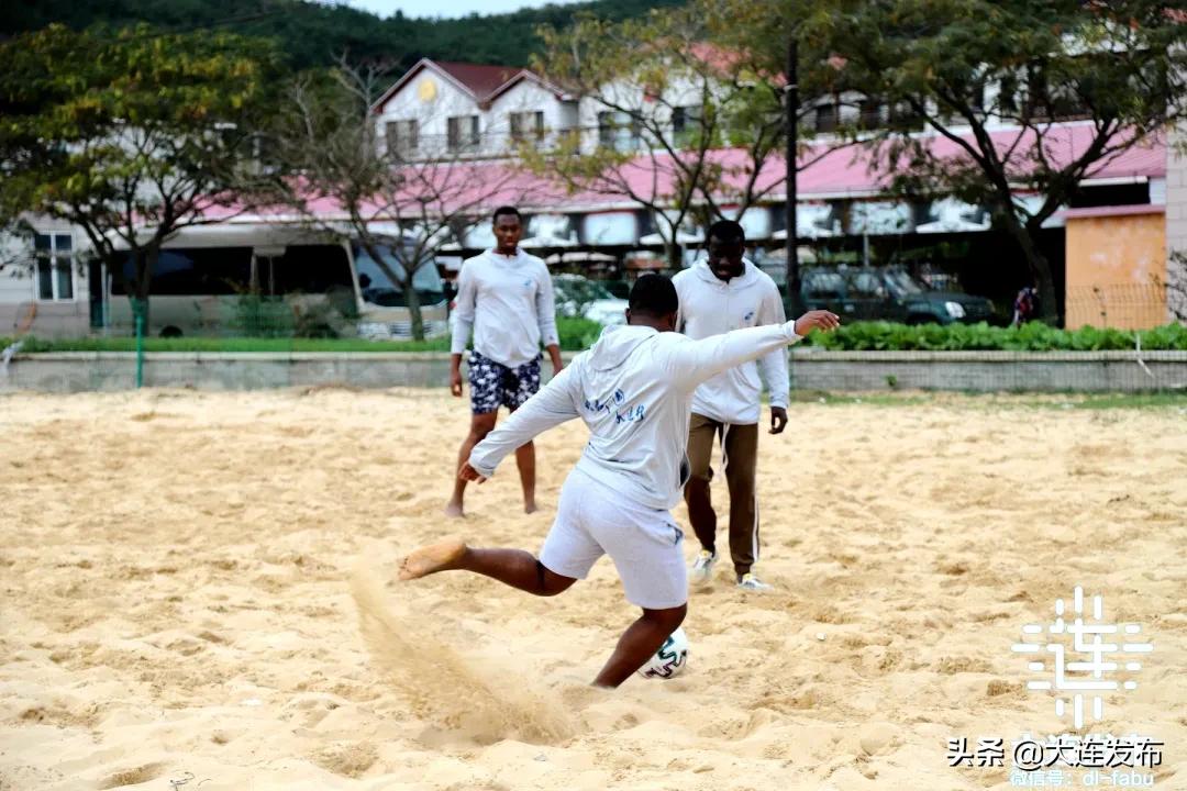 在大连留学生,在外国的中国留学生看国内美食