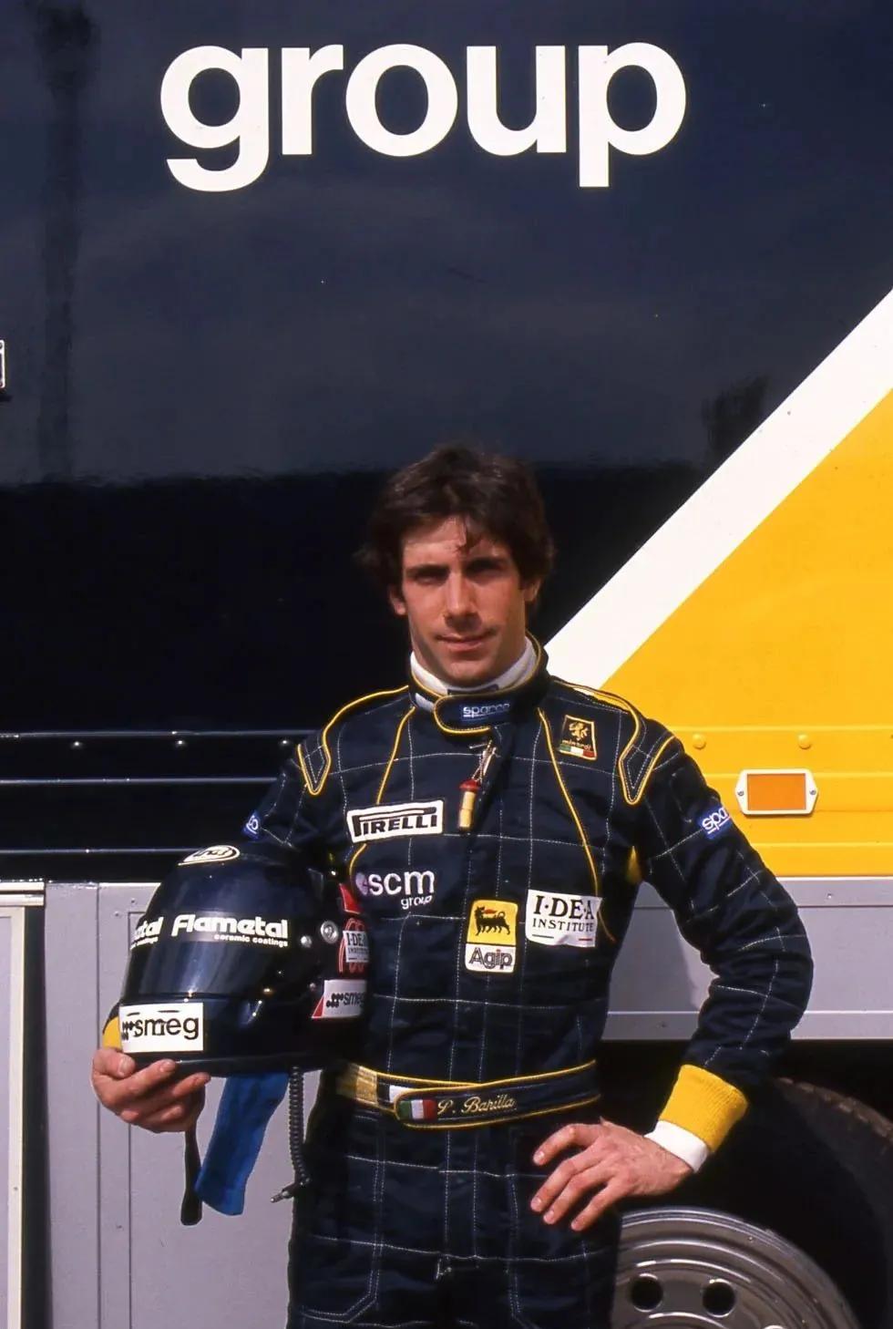 顶流女明星整容,顶流女星整容后回国复仇全集