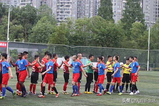 成都草根足球,成都地区业余足球联赛比赛
