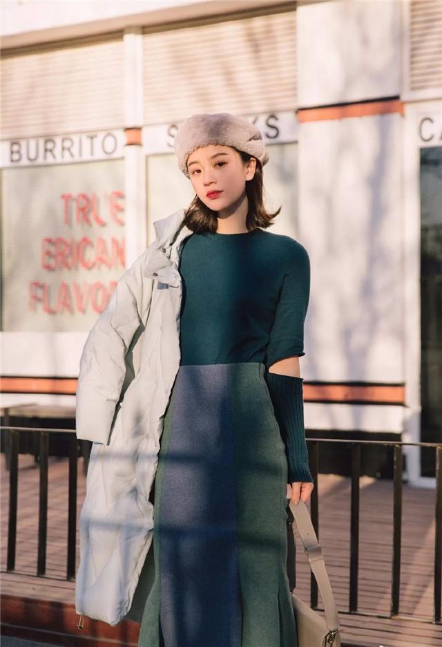 羽绒服小个子内搭裙145-150高级感,小个子羽绒服搭半身裙长度