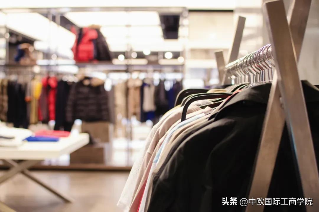 始祖鸟在国内的市场份额有多大,始祖鸟中国门店数量