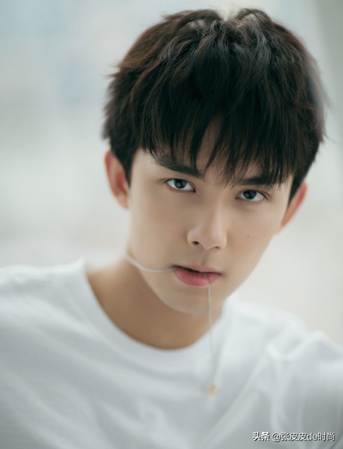 小哪吒吴磊图片 (吴磊是小哪吒吗)