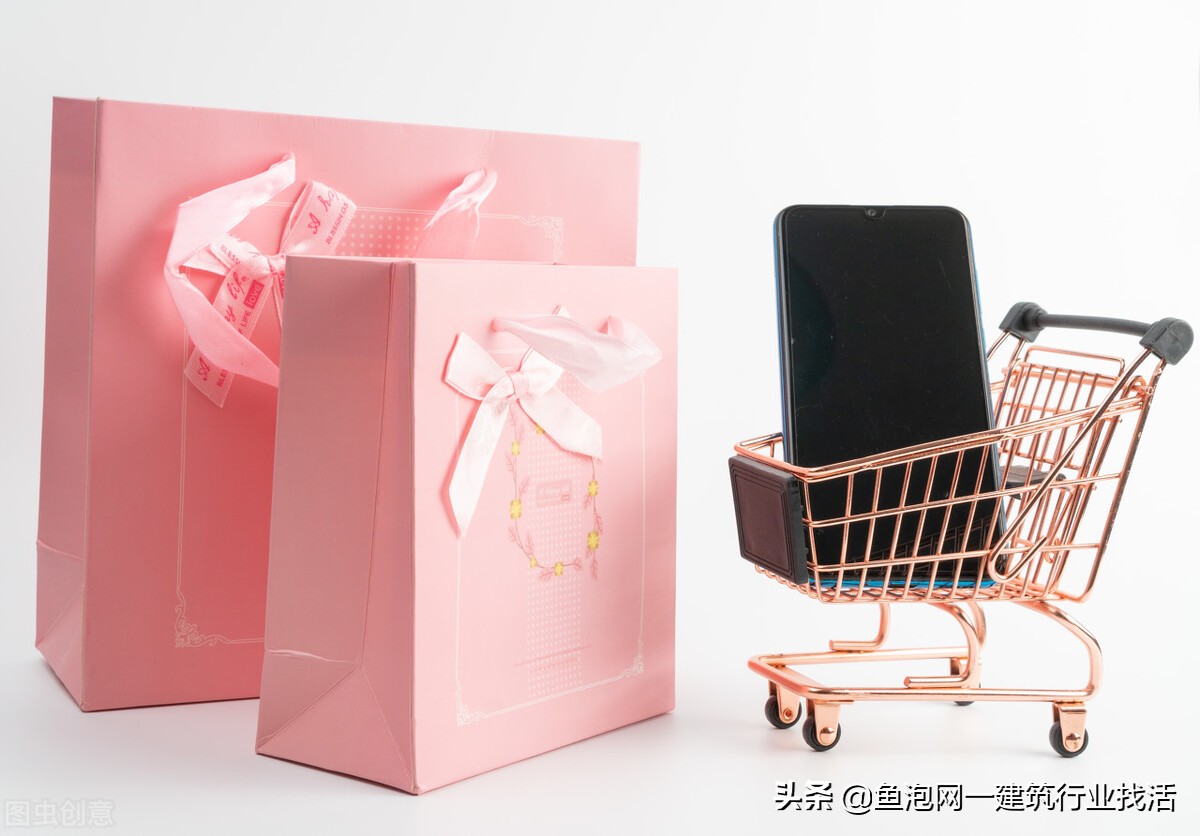 实体店在电商的冲击下怎么生存,电商冲击下实体店的发展与现状