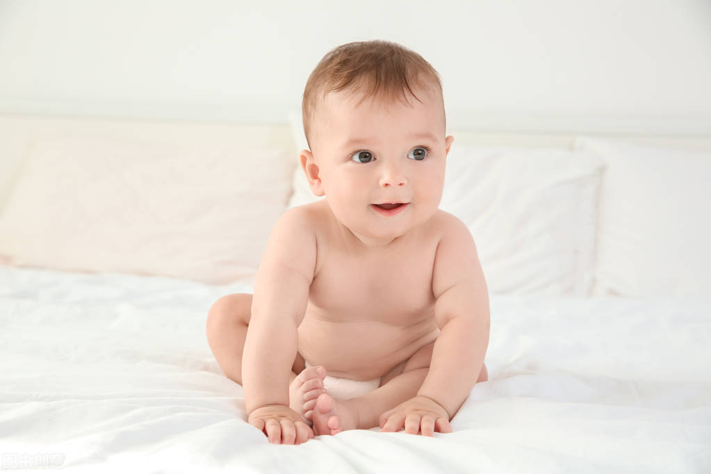 婴幼儿皮肤干燥红疹擦什么,宝宝皮肤又红又糙怎么办