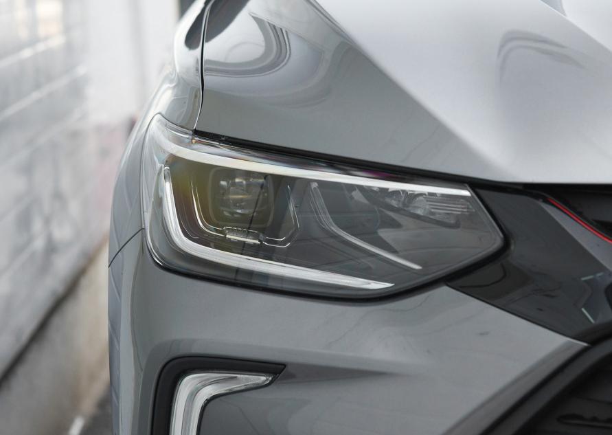 雪佛兰真拼了！从9.99W跌至6.49W，油耗5.1L国六机，替XRV捏把汗