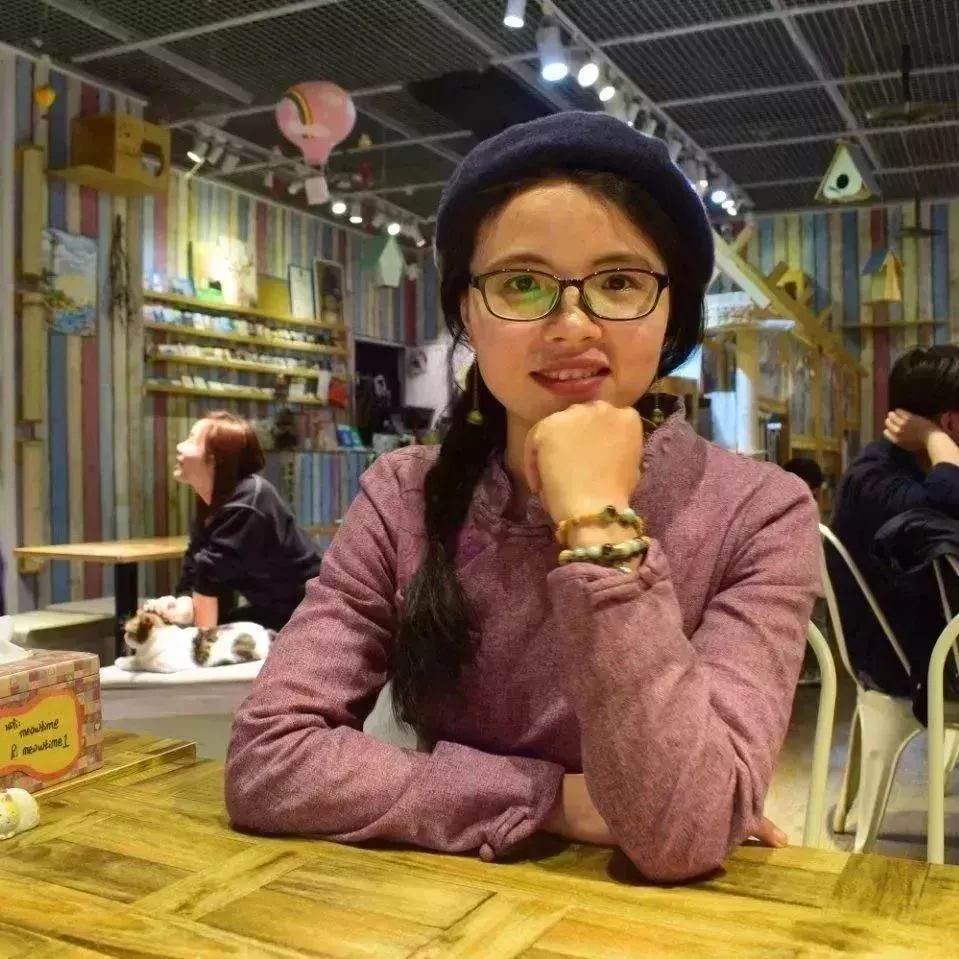 孩子后脑勺肿一碰就疼,小孩后脑勺肿了个包是怎么回事