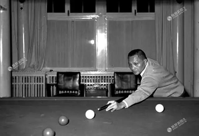 今天他115岁了,*小平邓**人生的40个瞬间