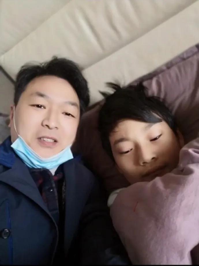 狗狗偷吃红烧肉还把主人坑惨了,狗狗偷吃了好多宠物零食