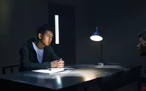 广州双枪失窃案：缝纫机厂和部队同时丢枪，警方如何顺藤摸瓜？