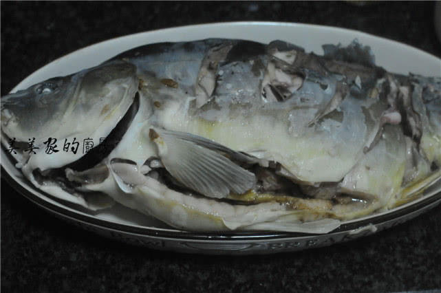 清蒸鱼的做法教你如何蒸鱼,清蒸鱼的最简单的方法