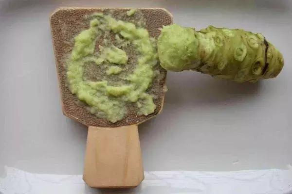 芥菜籽制芥末和山葵的区别,日本的芥末到底是山葵还是辣根