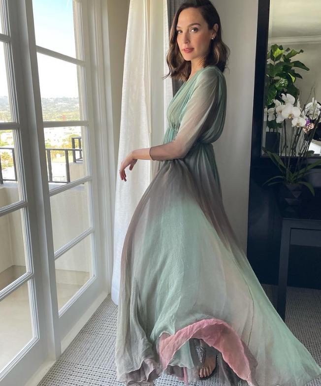 盖尔加朵身材发福,盖尔加朵晒怀孕照片