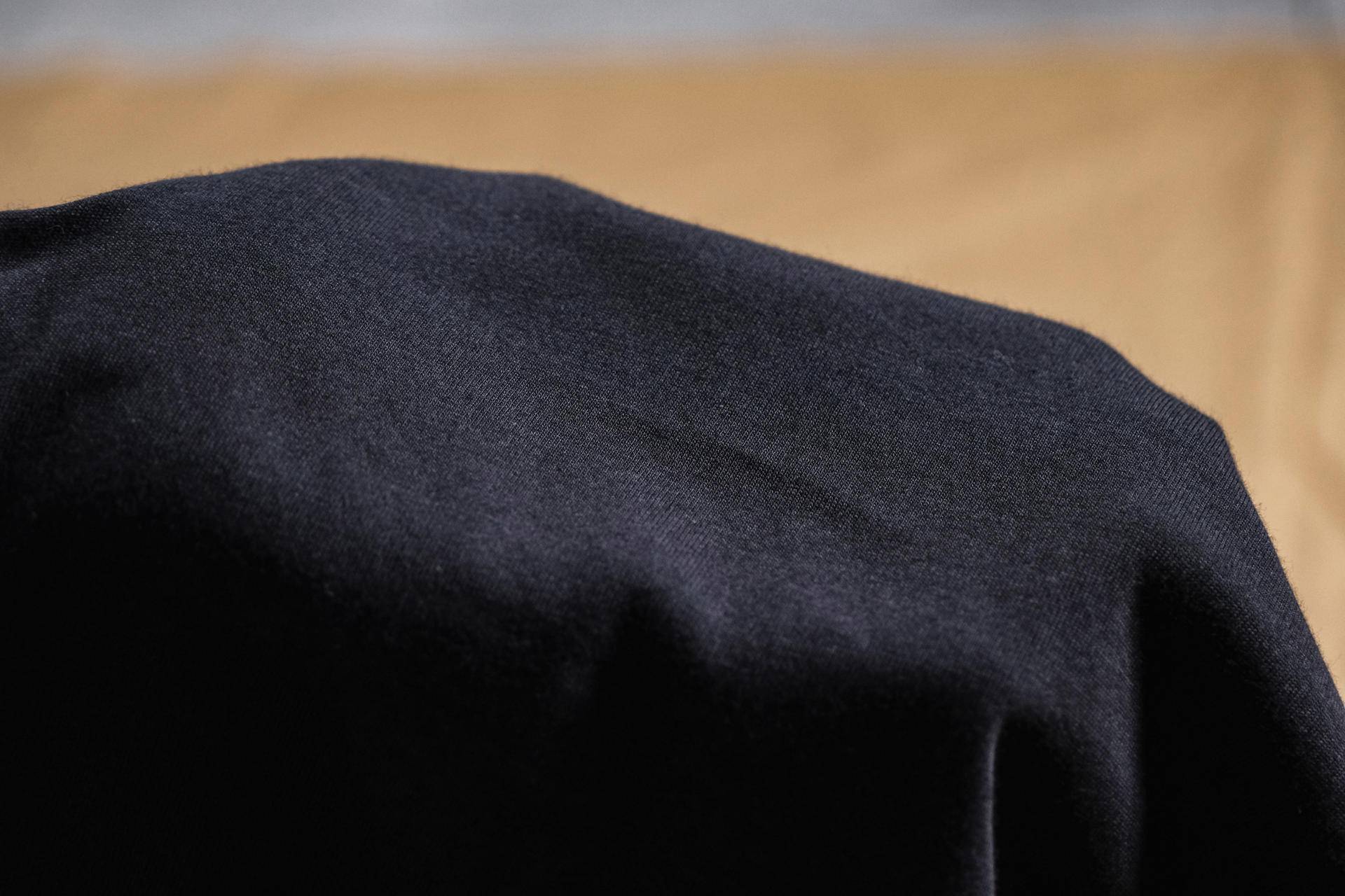 什么材质t恤适合夏天穿,夏季啥材质t恤凉快抗皱不缩水