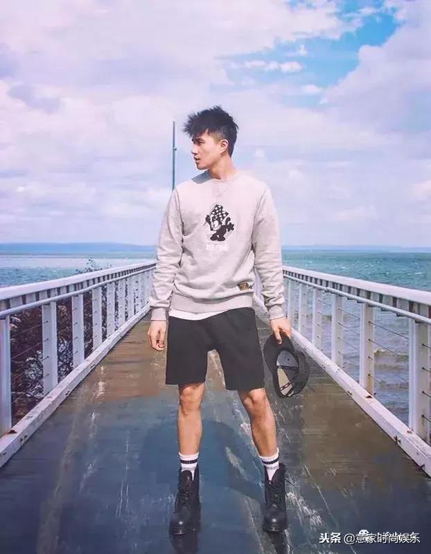 现在的男士衣服多少钱,男人穿多少钱的衣服