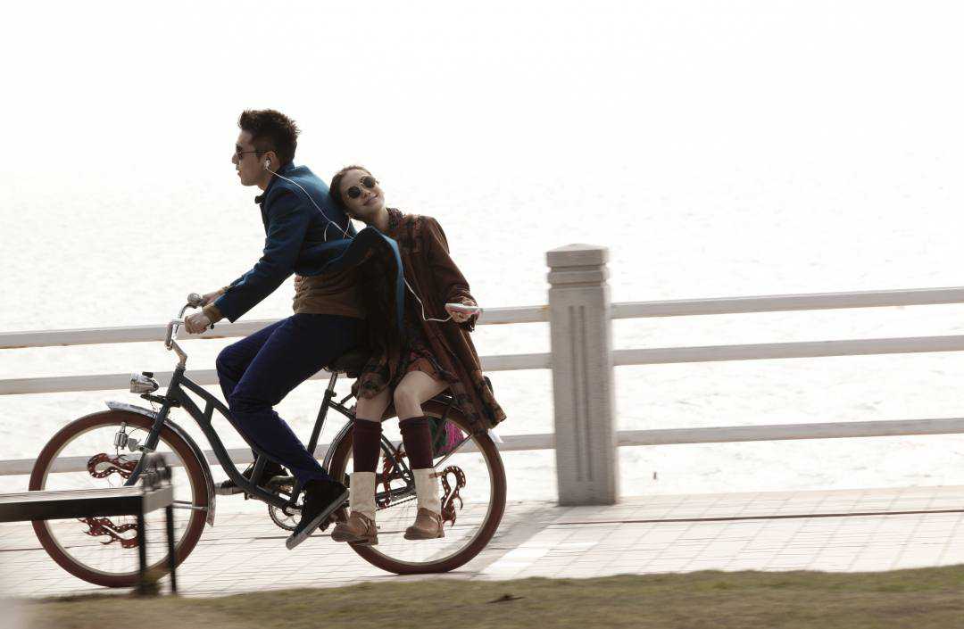 《第一次》记得这个味道吗？它会永远提醒你，我们的爱情是真实的