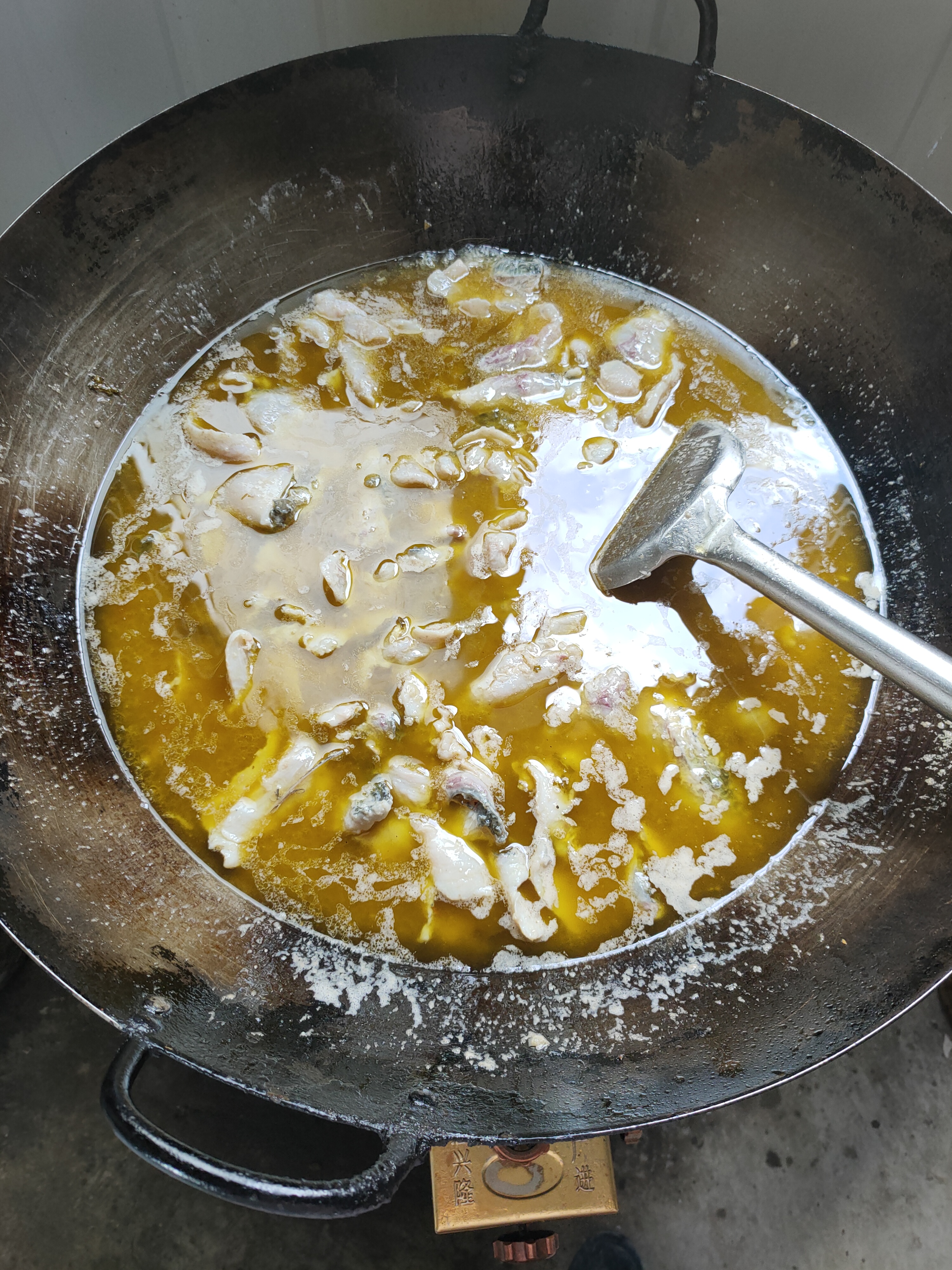 专业大厨教你酸菜鱼的正宗做法,专业大厨教你酸菜鱼正确做法