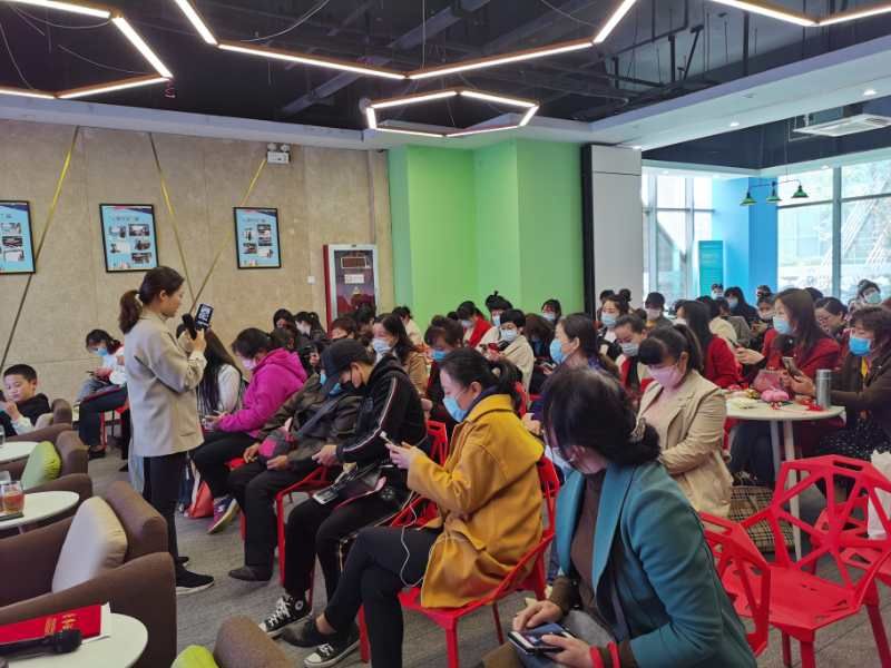 妇联举办女性电商培训班,市妇联举办电商培训助力妇女创业