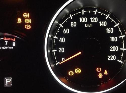 仪表盘所有故障灯讲解,仪表盘上各种故障灯代表什么意思