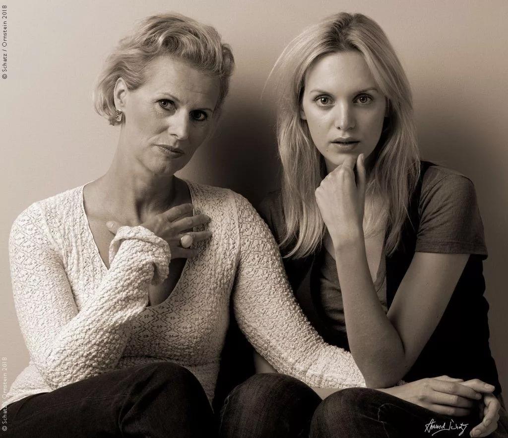 模特们啊~~妈妈的基因太强大，据说“女儿会偷走麻麻的美丽？