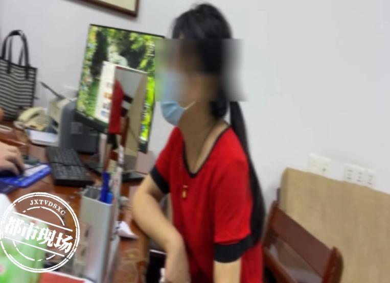 南昌莱美美容医院抽脂,女子在整形医院抽脂后双腿血栓