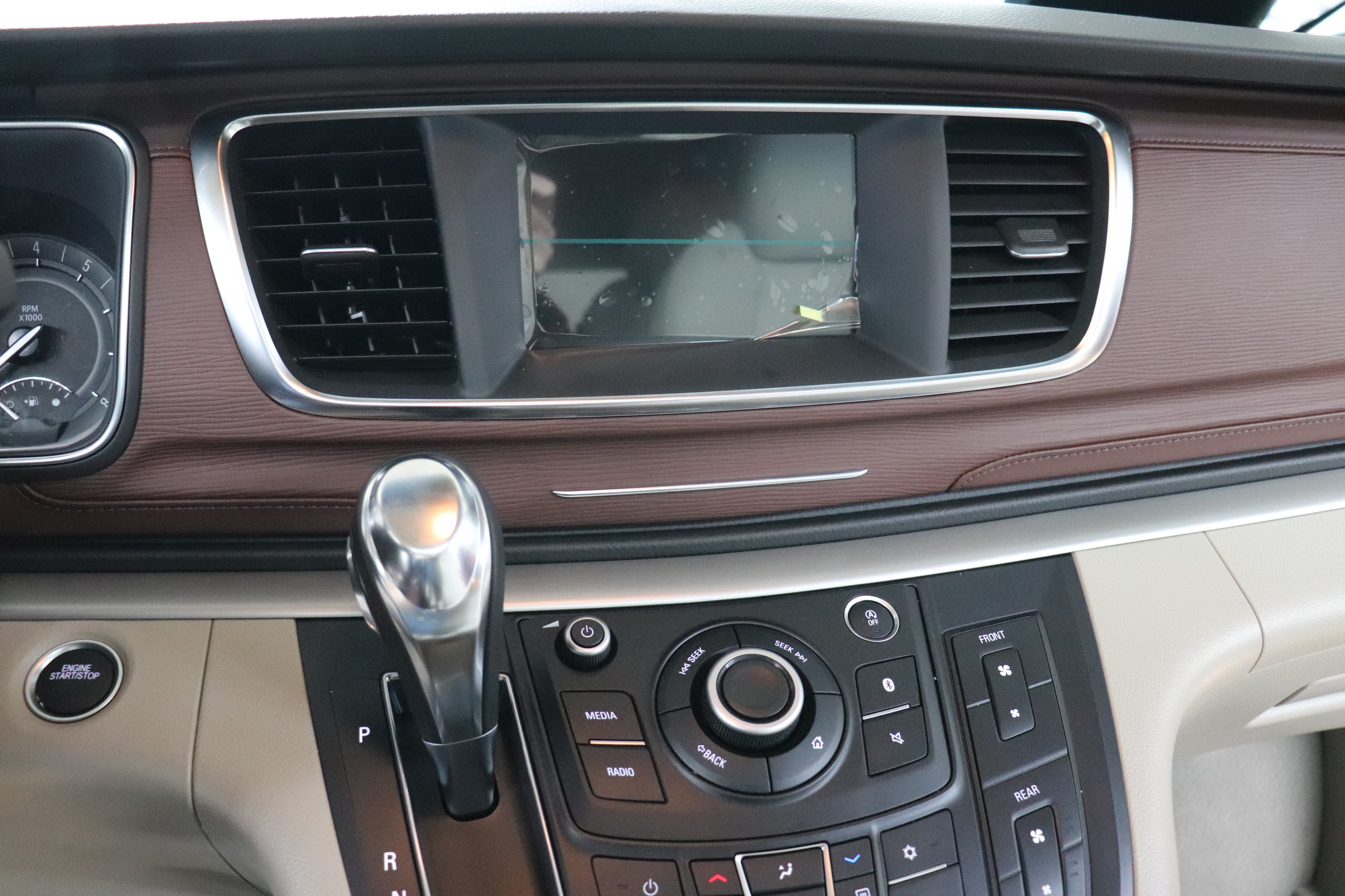 买汽车怎么选应该注意哪些方面,买车越来越难