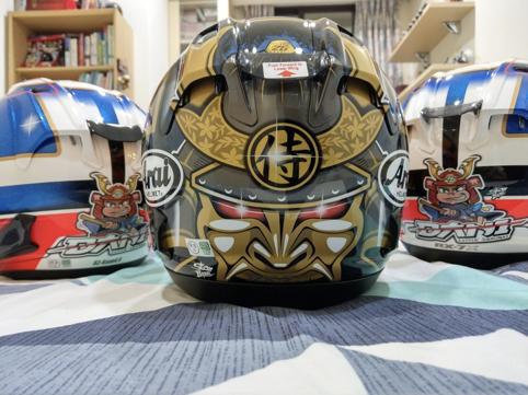 rx7x是街盔还是赛盔,arairx-7x头盔带刀侍卫拆箱