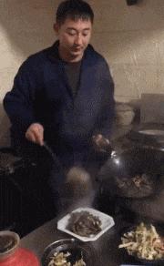 只能亮度调亮才能看得懂的梗,调高亮度才能看懂的梗