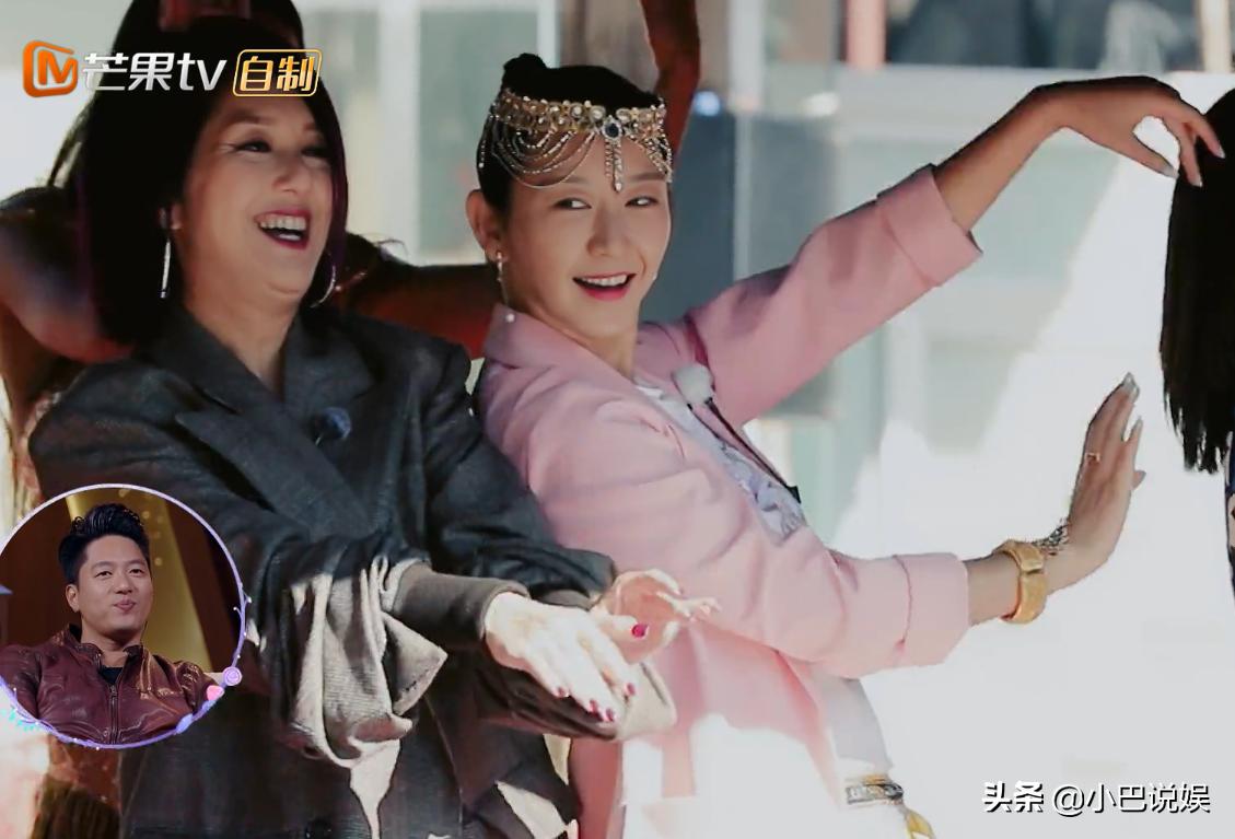 妻子团集体跳肚皮舞,妻子跳肚皮舞给丈夫惊喜