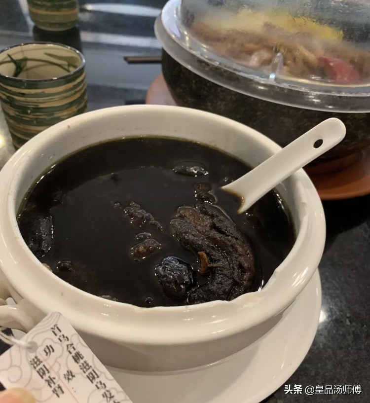 开炖汤店赚钱吗,炖汤店利润有多大