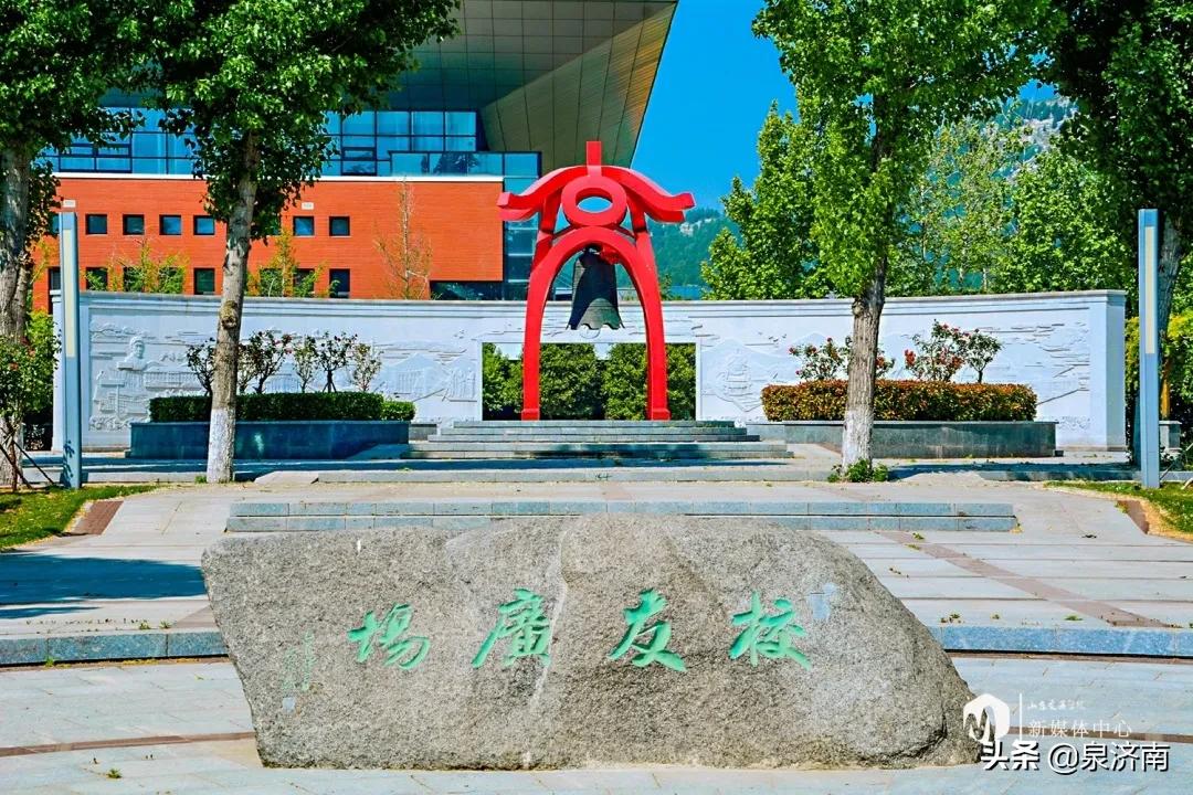 楂樻牎椋庨噰绯诲垪,楂樻牎椋庨噰灞曠ず瑙嗛