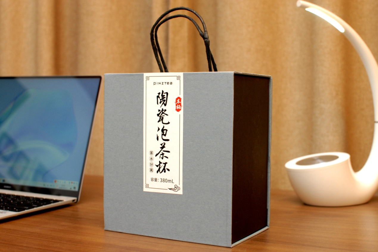 陶瓷泡茶杯茶水分离最新款,茶水分离泡茶杯陶瓷木柄