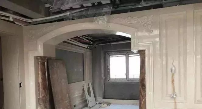 大理石极简垭口门套什么时候装,大理石垭口门套收边几公分好看