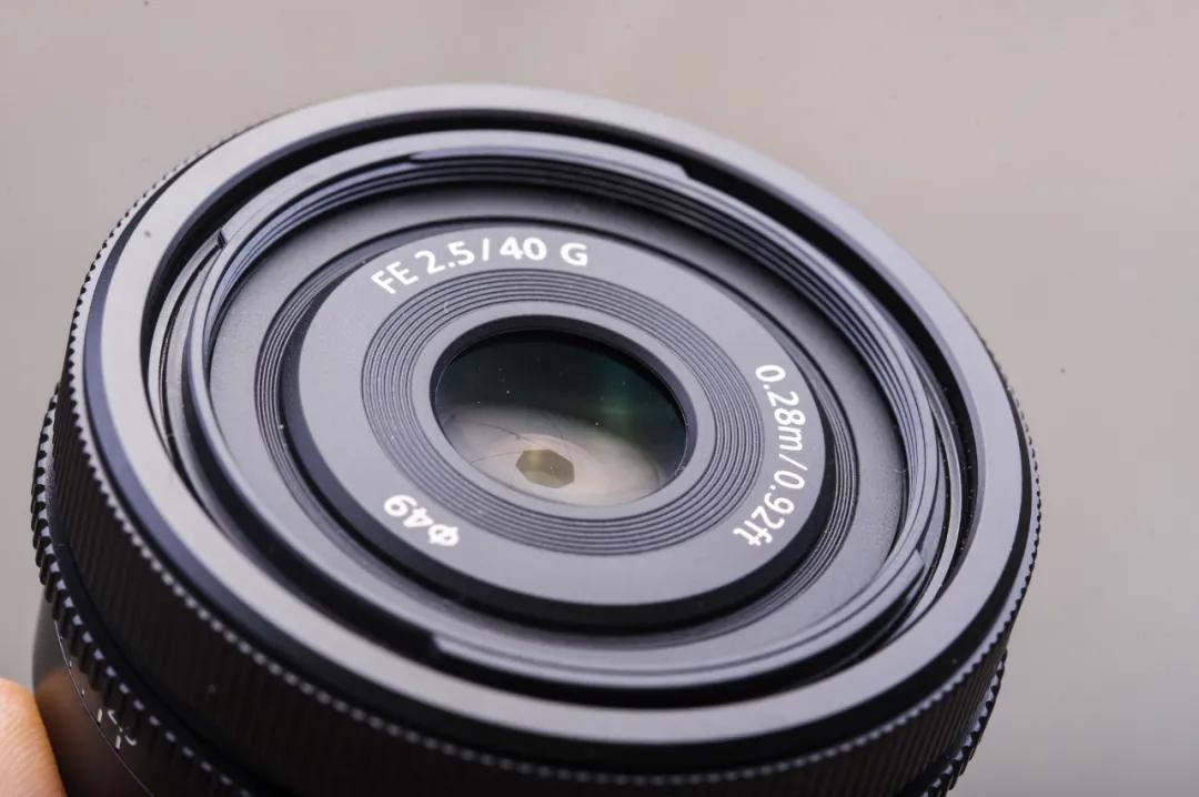 索尼定焦镜头推荐哪个,索尼最值得入手的定焦镜头