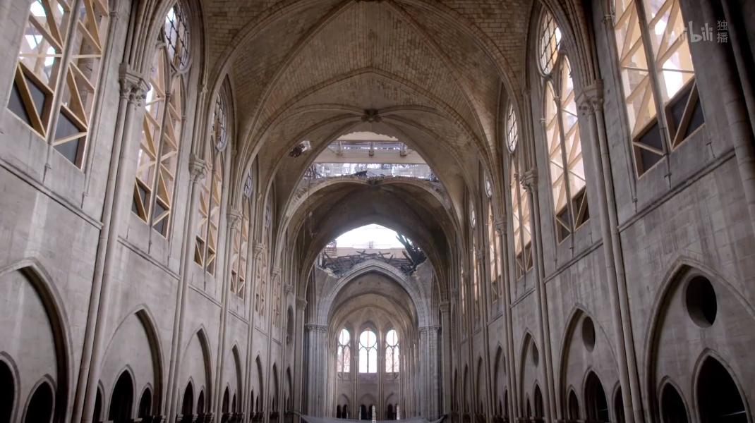 被大火烧毁的法国建筑,法国地标建筑着火