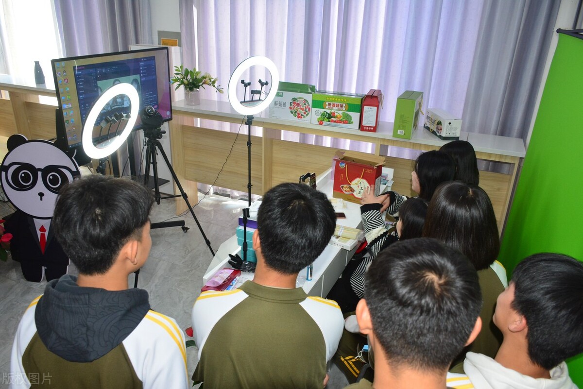 看直播买东西为什么那么便宜,看直播买东西的人是傻子吗