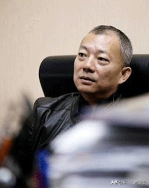 看似很假实则蓄谋已久什么意思,韦博英语爆雷