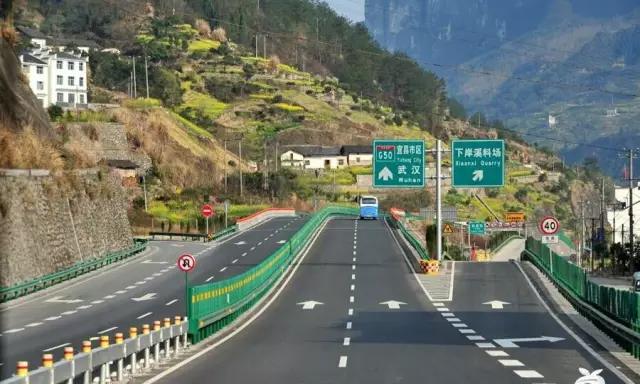 在宜昌的路上最美的风景,去感受大宜昌的美