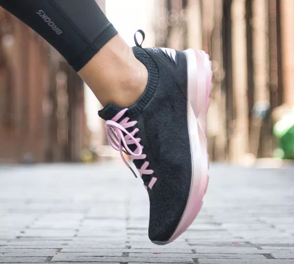 史上最好的跑步神器,最高科技跑步鞋