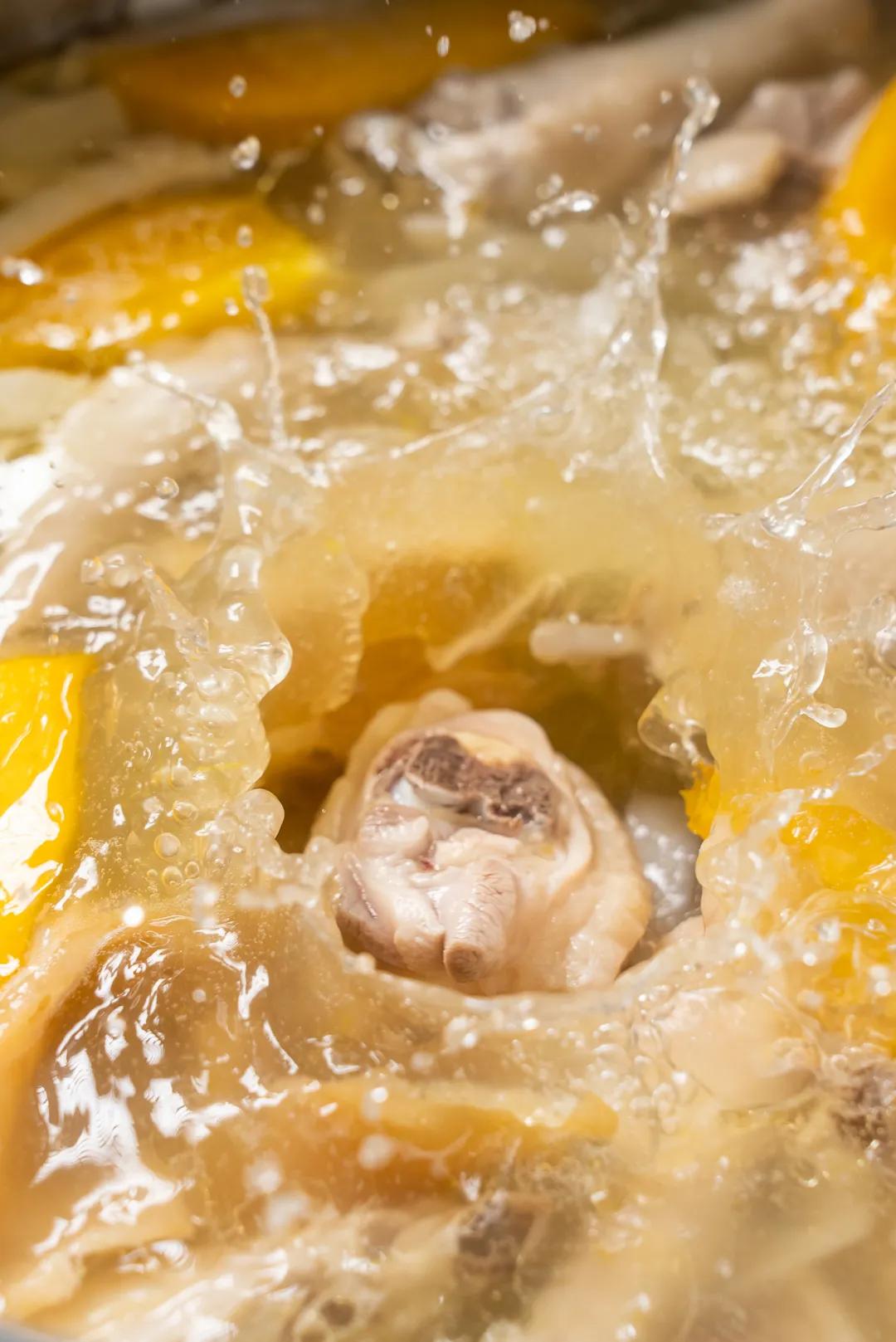 泰国鸡和缅鸡杂交后代,中泰越混血椰子鸡