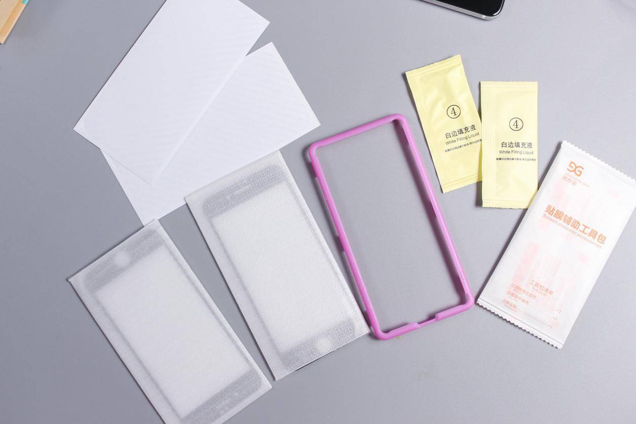 iphonese2钢化膜测评,iphonese2代钢化膜哪种好