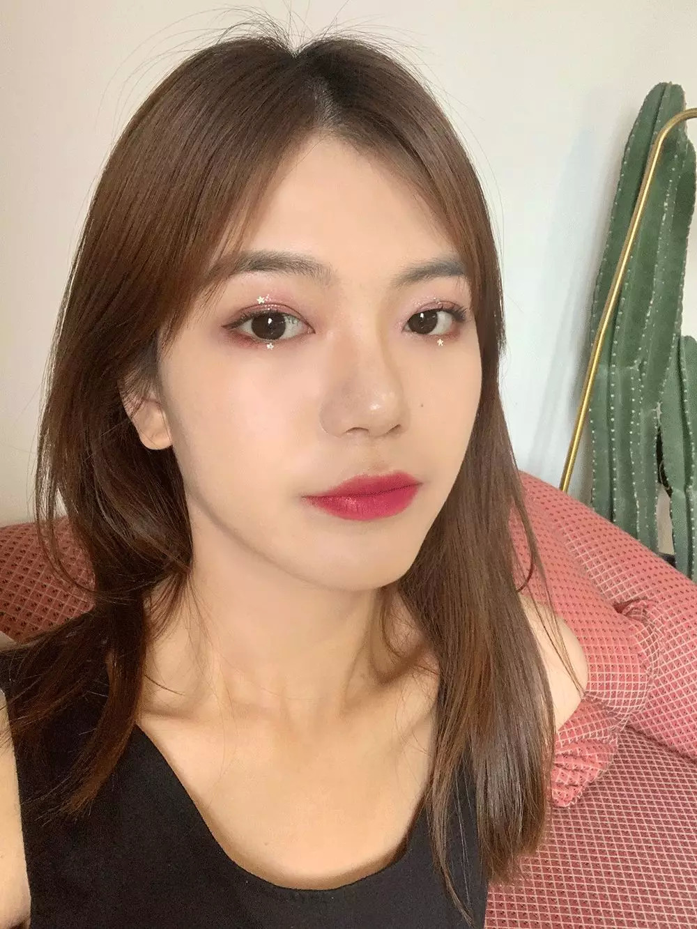 不用代购的平价产品有哪些,超高颜值的国货眼影盘