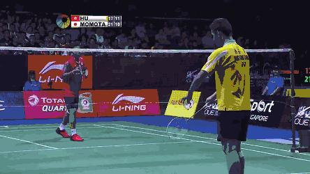 羽毛球如何发球才是最正确的,羽毛球所有发球违例