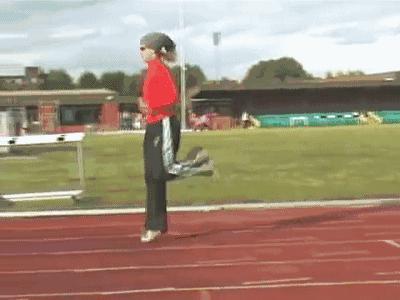 跑步后怎么放松小腿前侧肌肉,跑步后肌肉酸痛怎么快速恢复