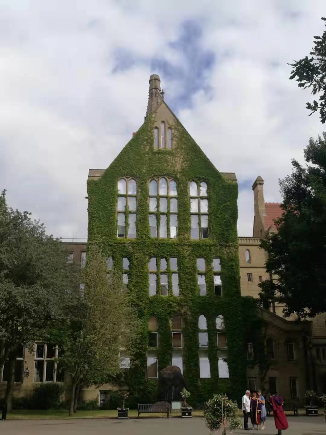 去英国旅游要学会英语吗,去英国旅游英语要到什么水平