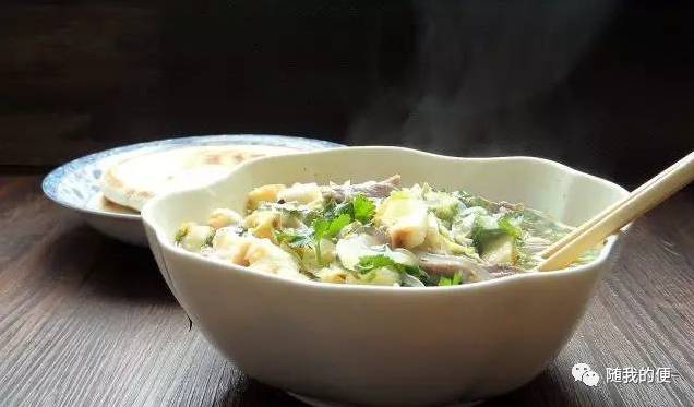 我这里有两个饼，太硬太干，能否给我一碗羊羹