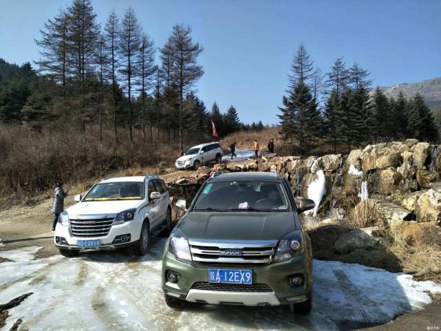 盘点几台硬派越野车，最便宜的9万就能买到，比普拉多更强