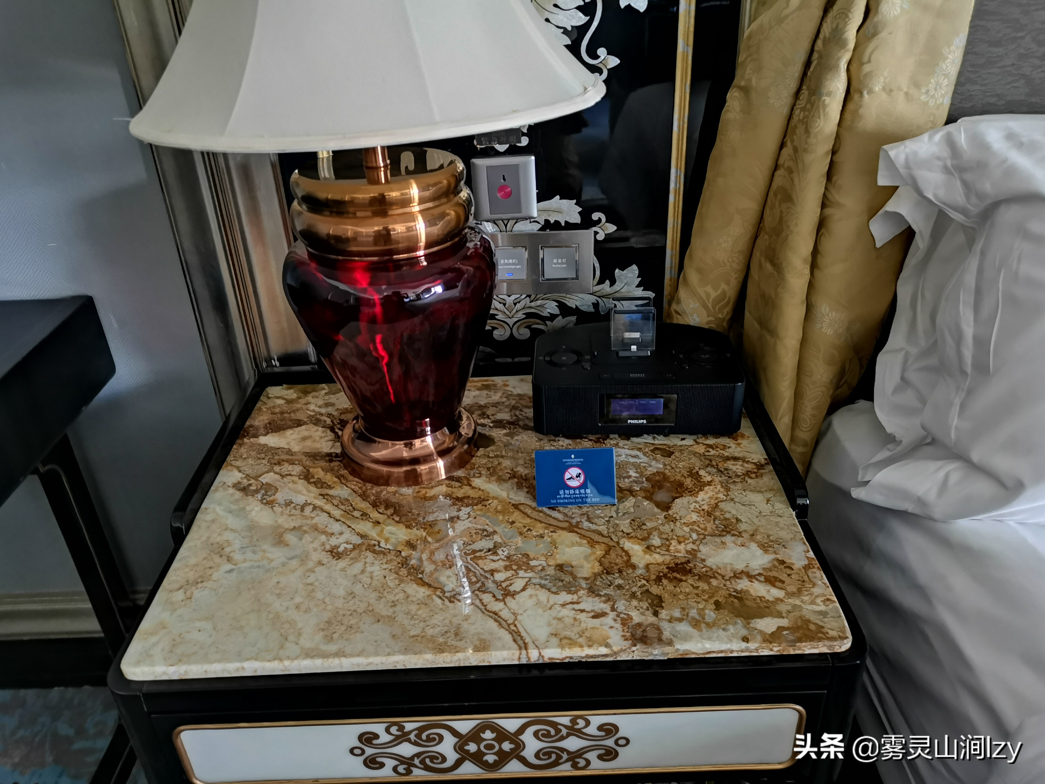 蓝天白云下的雪域高原布达拉宫,蓝天之下日光之城简介