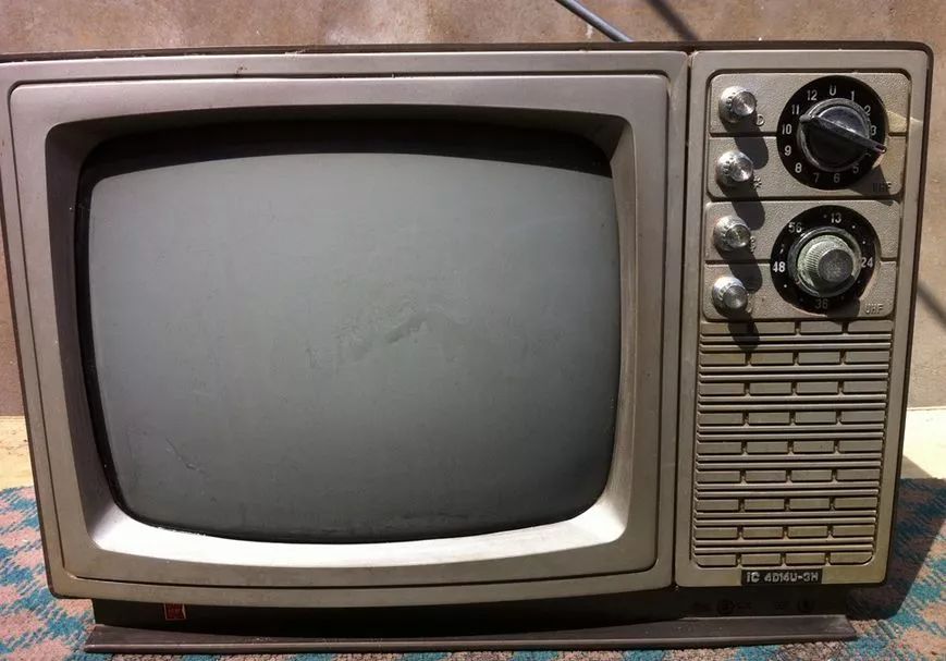 广西梧州95年的身份证开头,广西2001年的居民身份证